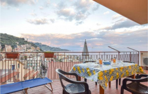 Gorgeous Apartment In Giardini Naxos With Wifi, Giardini Naxos